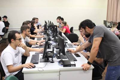 Matrículas abertas: UniSatc oferece bolsas de até 100% e vantagens exclusivas