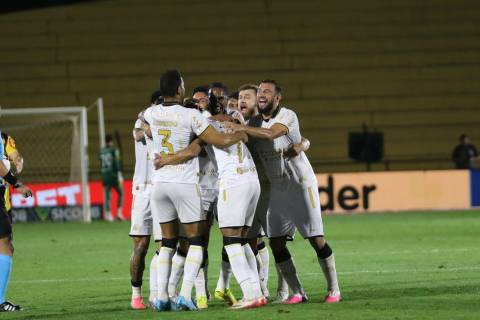 Criciúma vence o Novorizontino e mantém sequência invicta no fechamento do turno
