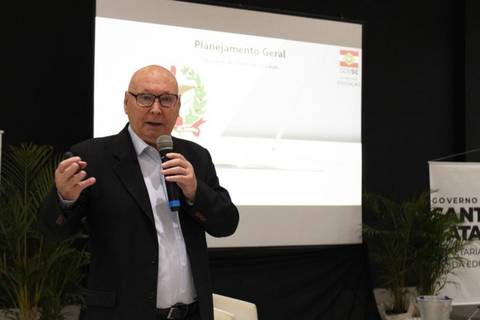 Entrevista: “Nossa prioridade sempre será a qualidade de ensino nas escolas”, Aristides Cimadon