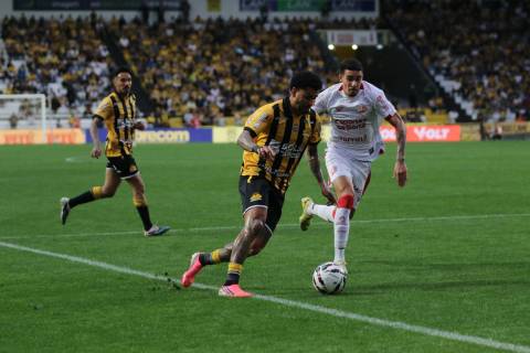 Times do G6 perdem e Criciúma amplia vantagem para vice-líder