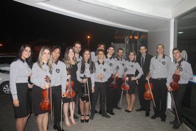 Orquesta Louvor & Adoração em Festa 