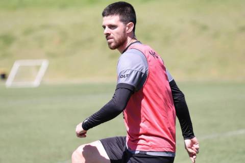 Eduardo tem nome publicado no BID e aguarda inscrição para estrear no estadual