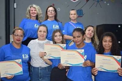 Educação e transformação: formatura celebra novas oportunidades para jovens e adultos em Criciúma