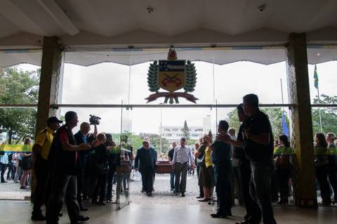 Corpo de Luiz Carlos Cancellier é velado na UFSC