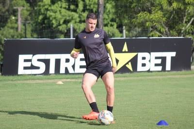 Barcia e Kayzer aparecem no BID e podem estrear hoje; Candelo fica de fora
