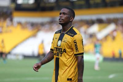 Criciúma rescinde contrato com volante sem custos