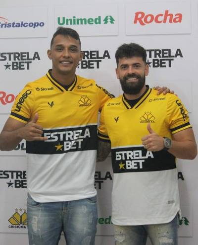 Fernando Canesin e Welinton Torrão são apresentados; atletas ainda não estão aptos para jogo