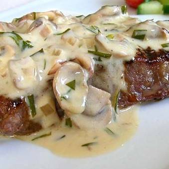 Medalhão de Filé Mignon ao Molho de Gorgonzola