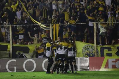 Criciúma derrota o Hercílio Luz e volta a vencer no Catarinense