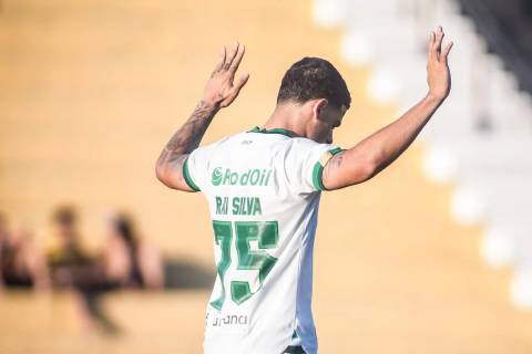 Vice-líder da Série B entra em campo nesta terça-feira