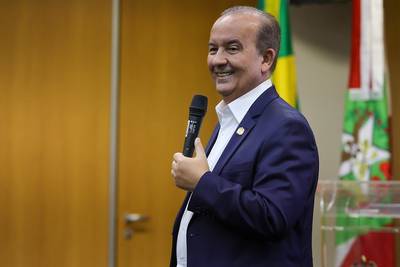 Governador assina resolução que permite duplicar o fornecimento de gás natural para a região Sul
