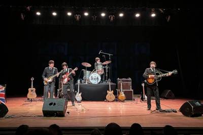Primeira banda cover dos Beatles do Brasil se apresenta em Criciúma