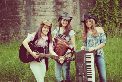 Trio Ana Paula Musical se apresenta esta quarta no Calçadão Cultural do Rincão 
