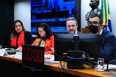 Audiência Pública aponta encaminhamentos para evitar transferência de Vara do Trabalho de Criciúma
