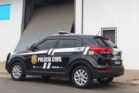 Homem investigado por violência doméstica rompe tornozeleira e é preso