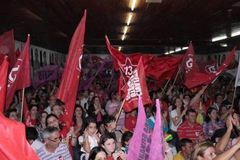  Murialdo e Sandro reúnem grande público em comício