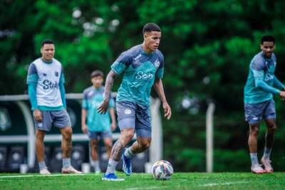 Com linha de três, Juventude chega desfalcado para duelo contra o Tigre