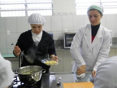 Tempero italiano na cozinha do Bairro da Juventude