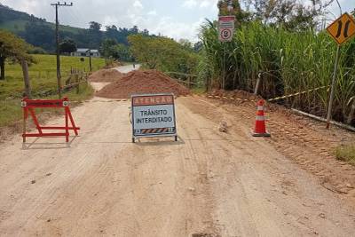 Ponte entre Morro da Fumaça e Cocal do Sul é interditada pela Defesa Civil