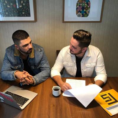 Brenno e Edu viram compositores exclusivos da Zor Produções