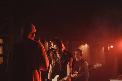 Banda Fê Smania lança EP no cinema do Criciúma Shopping