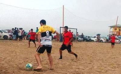 Fim de semana de abertura para o praiano da Caçamba