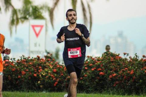 Pedro Lage, de Criciúma, torna-se referência nacional sobre corrida de rua no YouTube
