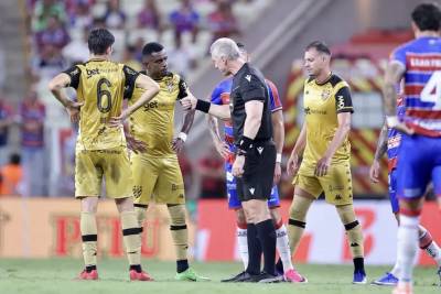 Próximo adversário do Tigre, Sport perde para o Fortaleza e chega a quatro jogos sem vitória
