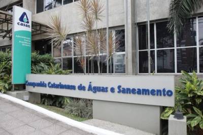Privatização da Casan é nova aposta de Jorginho Mello