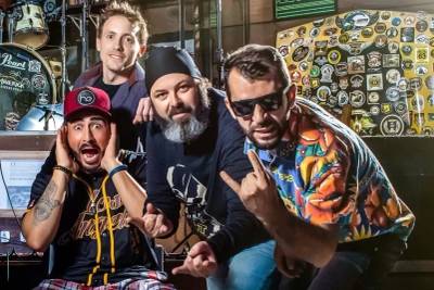 Cherry Ramona: uma trajetória de nove anos motivada na paixão pelo rock brasileiro