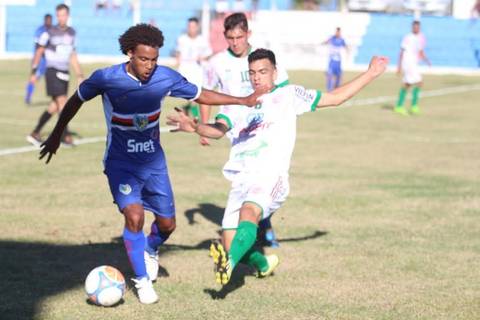 As estreias dos juniores e juvenis do CEC Curitibanos