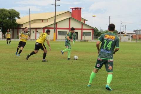 Fim de semana repleto de gols no retorno dos veteranos