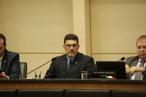 Secretário de Saúde presta esclarecimentos na Alesc sobre falta de leitos de UTI em Santa Catarina