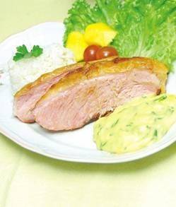 Picanha Suína com Purê de Batata Salsa