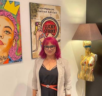 Artista da Alemanha desenvolverá projeto com aulas gratuitas de pintura em Criciúma