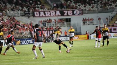 Criciúma desperdiça oportunidades e empata com o Joinville