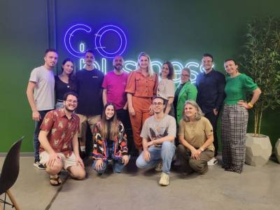 Acadêmicos de Design da UniSatc criam luminárias para empresa