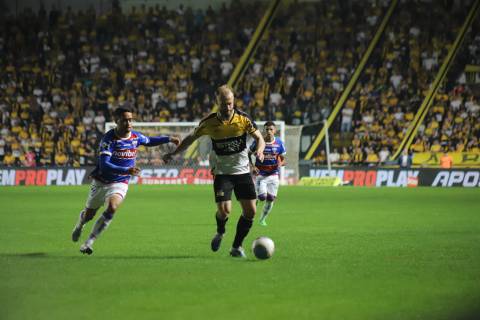 Retrospecto: Criciúma pode igualar o Fortaleza em vitórias no confronto direto