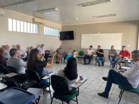 Sindisaúde rejeita proposta e impasse na negociação continua