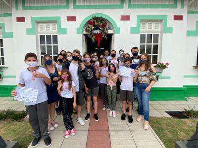 Alunos de Cocal do Sul são medalhistas da Olimpíada Brasileira de Astronomia