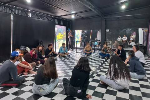 Mini Teia Cultura Sul SC promove encontros, debates e apresentações culturais em Criciúma