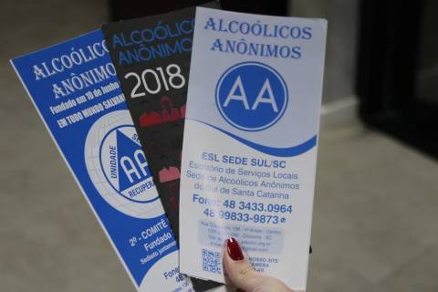 Alcoólicos Anônimos comemora 91 anos de atuação mundial nesta quarta-feira
