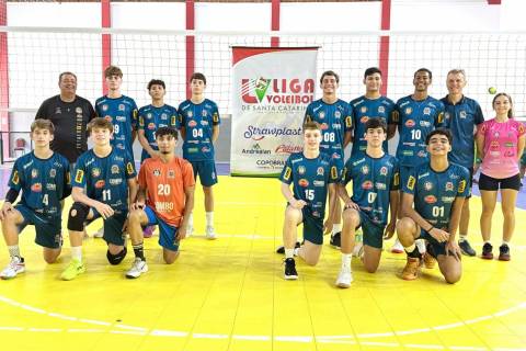 Vôlei de Forquilhinha estreia com vitórias na Liga de SC