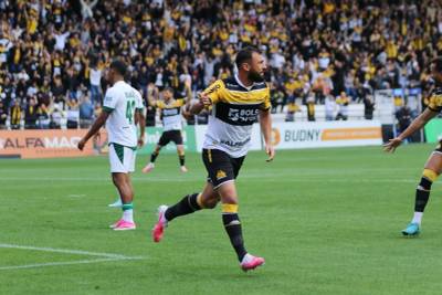Criciúma confirma novo desfalque para duelo contra o Fortaleza