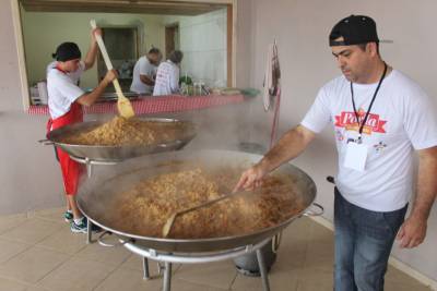 Paella Beneficente é sucesso no Balneário Rincão