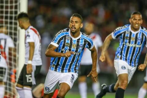 Campeão da Libertadores no Grêmio é anunciado por clube da Larm