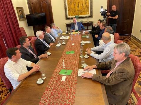 Governador em exercício encaminha demandas do agronegócio