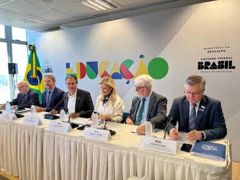 Em Brasília, reitores da Acafe tratam da regulamentação das universidades comunitárias 