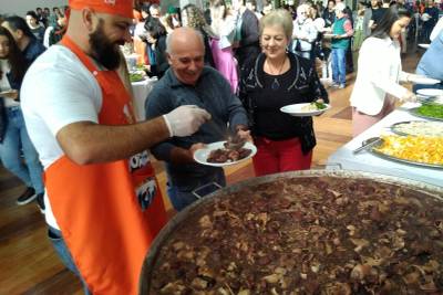 Feijoada Mágica da Nossa Casa será realizada neste domingo