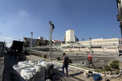 Montagem da estrutura da Maggiofest 2026 inicia em Morro da Fumaça